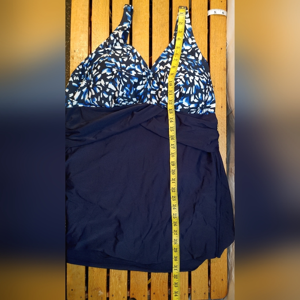 PERONA Women's Plus Size Shaping Floral Blue One Piece Swim Dress Size 20W NWOT - Picture 11 of 12